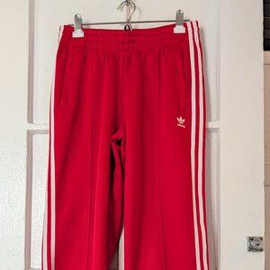 Highwasited Adidias Firebird Red Trackpants